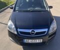 Черный Опель Зафира, объемом двигателя 1.8 л и пробегом 299 тыс. км за 6000 $, фото 1 на Automoto.ua