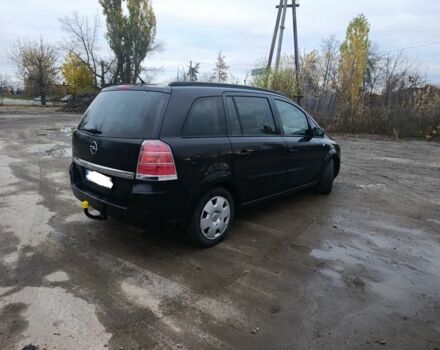 Черный Опель Зафира, объемом двигателя 1.9 л и пробегом 370 тыс. км за 2700 $, фото 3 на Automoto.ua