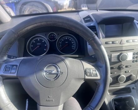 Черный Опель Зафира, объемом двигателя 0 л и пробегом 374 тыс. км за 2550 $, фото 4 на Automoto.ua