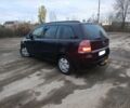 Черный Опель Зафира, объемом двигателя 1.9 л и пробегом 370 тыс. км за 2700 $, фото 2 на Automoto.ua
