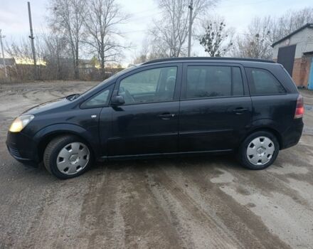 Черный Опель Зафира, объемом двигателя 1.9 л и пробегом 370 тыс. км за 2700 $, фото 1 на Automoto.ua