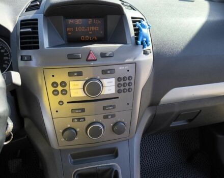 Черный Опель Зафира, объемом двигателя 1.6 л и пробегом 273 тыс. км за 6800 $, фото 7 на Automoto.ua