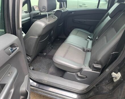 Черный Опель Зафира, объемом двигателя 1.9 л и пробегом 240 тыс. км за 2800 $, фото 7 на Automoto.ua