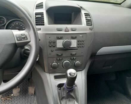 Опель Зафира 2007 в Андрушевке на Automoto.ua Черный Опель Зафира, объемом двигателя 0 л и пробегом 111 тыс. км за 2500 $, фото 7 на Automoto.ua