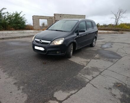 Черный Опель Зафира, объемом двигателя 1.9 л и пробегом 240 тыс. км за 2800 $, фото 1 на Automoto.ua