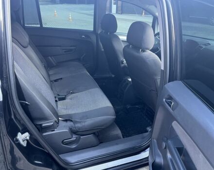 Черный Опель Зафира, объемом двигателя 1.6 л и пробегом 250 тыс. км за 6300 $, фото 8 на Automoto.ua