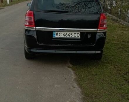 Черный Опель Зафира, объемом двигателя 1.9 л и пробегом 222 тыс. км за 5600 $, фото 4 на Automoto.ua