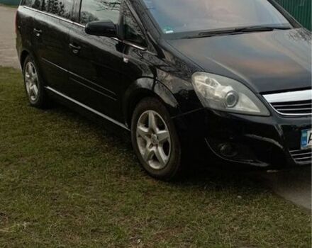 Черный Опель Зафира, объемом двигателя 1.9 л и пробегом 222 тыс. км за 5600 $, фото 3 на Automoto.ua