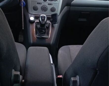 Черный Опель Зафира, объемом двигателя 1.9 л и пробегом 222 тыс. км за 5600 $, фото 5 на Automoto.ua