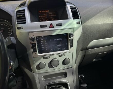 Черный Опель Зафира, объемом двигателя 1.7 л и пробегом 260 тыс. км за 6200 $, фото 5 на Automoto.ua