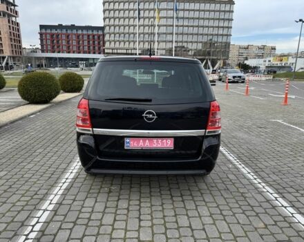 Черный Опель Зафира, объемом двигателя 2.2 л и пробегом 260 тыс. км за 6900 $, фото 3 на Automoto.ua