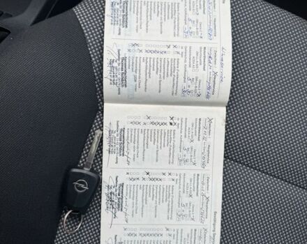 Черный Опель Зафира, объемом двигателя 2.2 л и пробегом 260 тыс. км за 6900 $, фото 7 на Automoto.ua