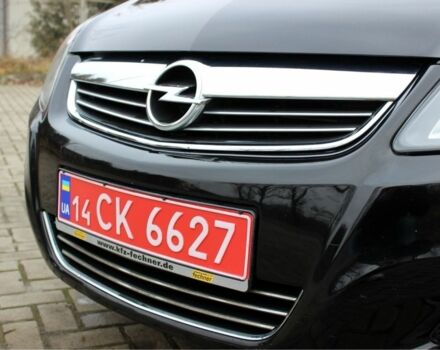 Черный Опель Зафира, объемом двигателя 1.8 л и пробегом 220 тыс. км за 7499 $, фото 6 на Automoto.ua
