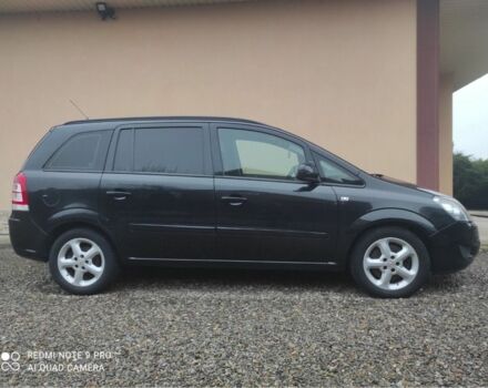 Чорний Опель Зафіра, об'ємом двигуна 0 л та пробігом 266 тис. км за 7800 $, фото 2 на Automoto.ua