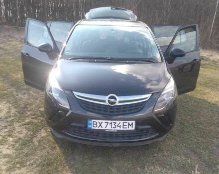 Чорний Опель Зафіра, об'ємом двигуна 1.6 л та пробігом 210 тис. км за 11000 $, фото 4 на Automoto.ua