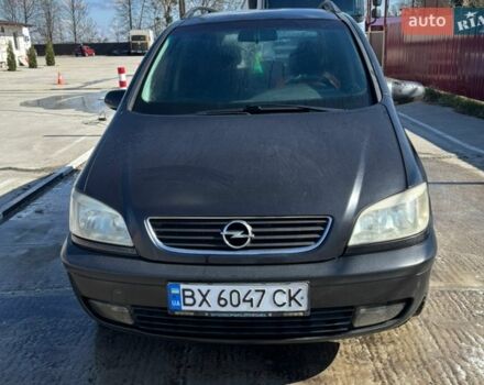 Черный Опель Зафира, объемом двигателя 2 л и пробегом 377 тыс. км за 3400 $, фото 1 на Automoto.ua