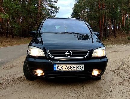 Опель Зафіра 2000 у Балаклее на Automoto.ua Чорний Опель Зафіра, об'ємом двигуна 1.8 л та пробігом 268 тис. км за 4100 $, фото 1 на Automoto.ua