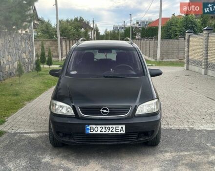 Черный Опель Зафира, объемом двигателя 2 л и пробегом 362 тыс. км за 2350 $, фото 1 на Automoto.ua