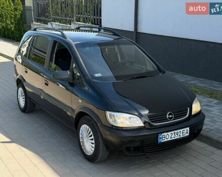 Черный Опель Зафира, объемом двигателя 2 л и пробегом 340 тыс. км за 2650 $, фото 1 на Automoto.ua