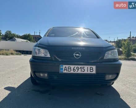 Черный Опель Зафира, объемом двигателя 1.8 л и пробегом 350 тыс. км за 3000 $, фото 1 на Automoto.ua