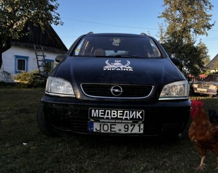 Чорний Опель Зафіра, об'ємом двигуна 2 л та пробігом 150 тис. км за 1500 $, фото 1 на Automoto.ua