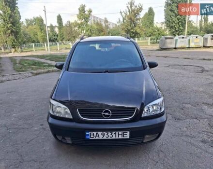 Чорний Опель Зафіра, об'ємом двигуна 2.17 л та пробігом 250 тис. км за 3450 $, фото 1 на Automoto.ua