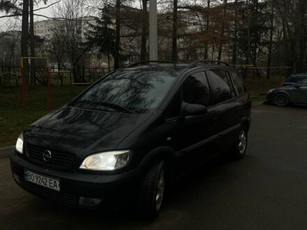 Черный Опель Зафира, объемом двигателя 2.2 л и пробегом 280 тыс. км за 3700 $, фото 1 на Automoto.ua