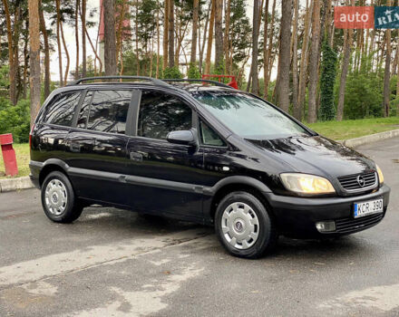 Черный Опель Зафира, объемом двигателя 2 л и пробегом 250 тыс. км за 2999 $, фото 1 на Automoto.ua