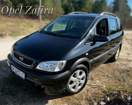 Черный Опель Зафира, объемом двигателя 2.2 л и пробегом 350 тыс. км за 3100 $, фото 1 на Automoto.ua
