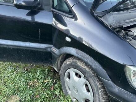 Черный Опель Зафира, объемом двигателя 2 л и пробегом 316 тыс. км за 3500 $, фото 1 на Automoto.ua