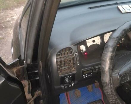 Черный Опель Зафира, объемом двигателя 2 л и пробегом 300 тыс. км за 4100 $, фото 1 на Automoto.ua