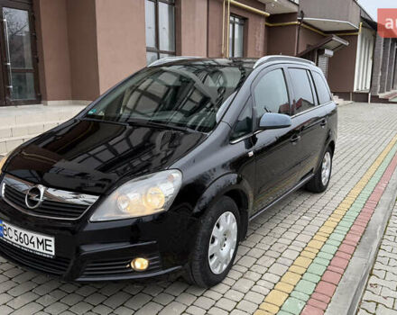 Черный Опель Зафира, объемом двигателя 1.6 л и пробегом 249 тыс. км за 4500 $, фото 1 на Automoto.ua