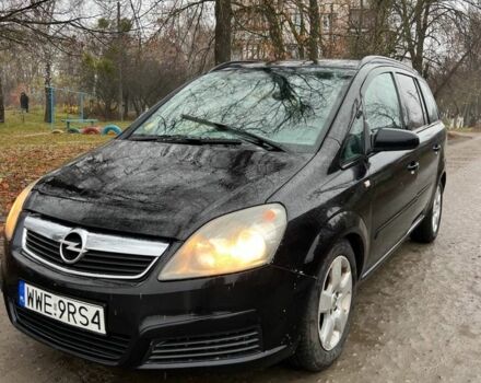 Черный Опель Зафира, объемом двигателя 1.9 л и пробегом 350 тыс. км за 2299 $, фото 1 на Automoto.ua