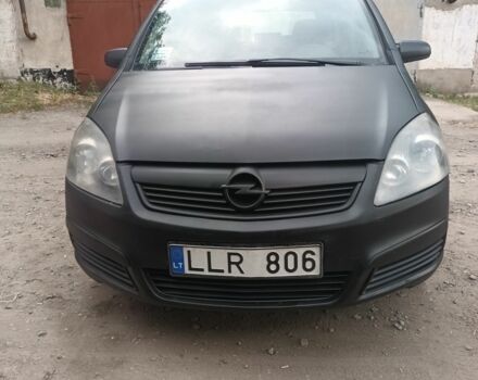 Чорний Опель Зафіра, об'ємом двигуна 1.9 л та пробігом 290 тис. км за 3500 $, фото 1 на Automoto.ua