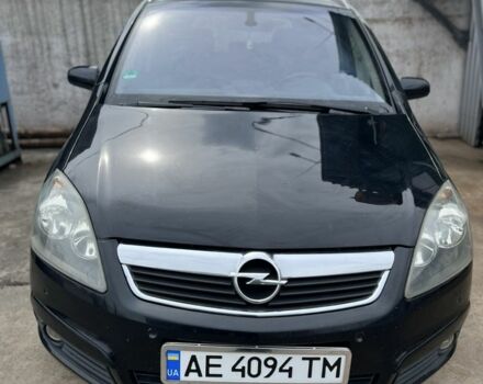 Чорний Опель Зафіра, об'ємом двигуна 2.2 л та пробігом 248 тис. км за 4100 $, фото 1 на Automoto.ua