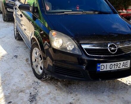 Черный Опель Зафира, объемом двигателя 1.9 л и пробегом 321 тыс. км за 4999 $, фото 1 на Automoto.ua
