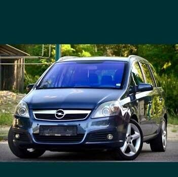 Черный Опель Зафира, объемом двигателя 1.91 л и пробегом 201 тыс. км за 7200 $, фото 1 на Automoto.ua
