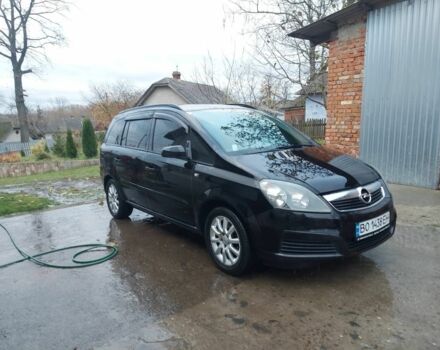 Черный Опель Зафира, объемом двигателя 1.9 л и пробегом 215 тыс. км за 6500 $, фото 1 на Automoto.ua