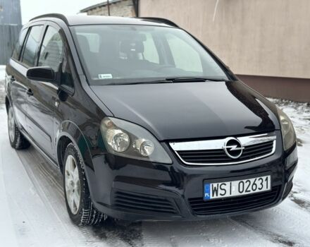 Черный Опель Зафира, объемом двигателя 1.9 л и пробегом 300 тыс. км за 2300 $, фото 1 на Automoto.ua