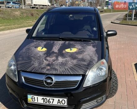 Черный Опель Зафира, объемом двигателя 1.8 л и пробегом 125 тыс. км за 6400 $, фото 1 на Automoto.ua