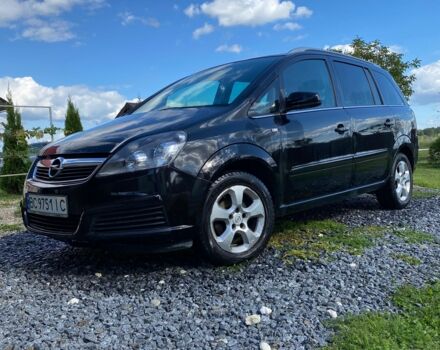 Чорний Опель Зафіра, об'ємом двигуна 1.6 л та пробігом 246 тис. км за 4500 $, фото 1 на Automoto.ua