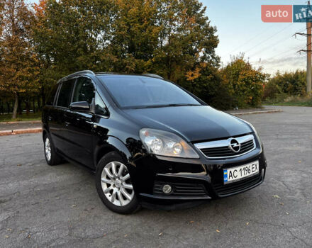 Черный Опель Зафира, объемом двигателя 1.8 л и пробегом 280 тыс. км за 6200 $, фото 1 на Automoto.ua
