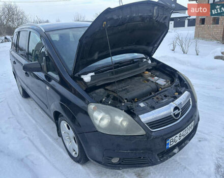 Черный Опель Зафира, объемом двигателя 1.91 л и пробегом 210 тыс. км за 5250 $, фото 1 на Automoto.ua