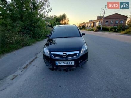Черный Опель Зафира, объемом двигателя 1.6 л и пробегом 245 тыс. км за 4650 $, фото 1 на Automoto.ua