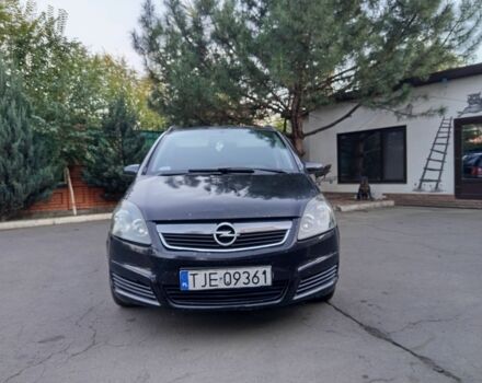 Черный Опель Зафира, объемом двигателя 2 л и пробегом 3 тыс. км за 2555 $, фото 1 на Automoto.ua