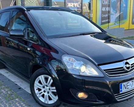 Черный Опель Зафира, объемом двигателя 0 л и пробегом 195 тыс. км за 2500 $, фото 1 на Automoto.ua