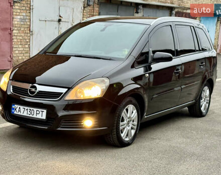 Чорний Опель Зафіра, об'ємом двигуна 1.8 л та пробігом 284 тис. км за 4600 $, фото 1 на Automoto.ua