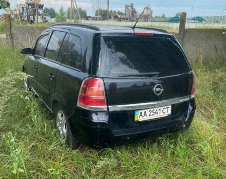 Чорний Опель Зафіра, об'ємом двигуна 1.8 л та пробігом 360 тис. км за 3300 $, фото 1 на Automoto.ua