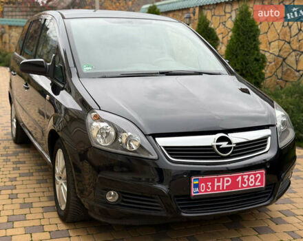 Черный Опель Зафира, объемом двигателя 1.8 л и пробегом 189 тыс. км за 5999 $, фото 1 на Automoto.ua