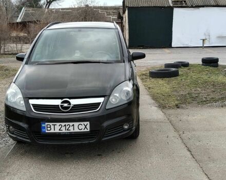 Черный Опель Зафира, объемом двигателя 1.6 л и пробегом 308 тыс. км за 4500 $, фото 1 на Automoto.ua